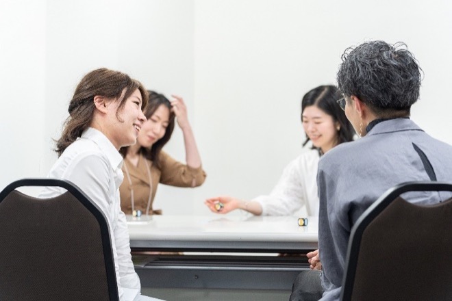 コーチングダイスを使った対話の様子